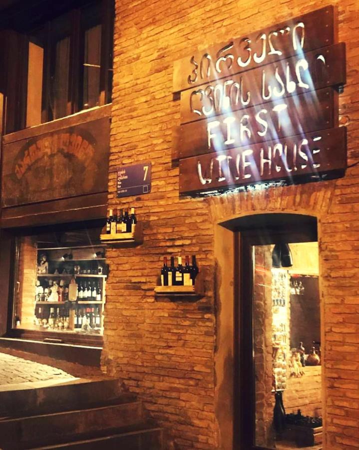 Апартаменти Wine Rise Тбілісі Екстер'єр фото